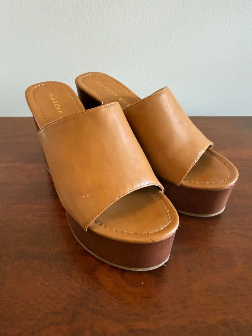Madden Girl Hill Platform Slide Sandals Tan Open Toe Women's Size 7.5